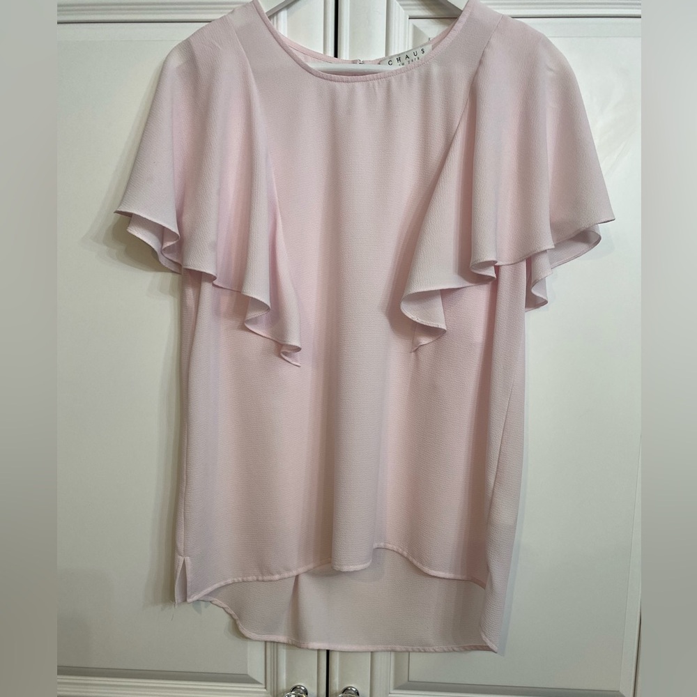 Chaus Size Small Soft Pink Short Sleeve Blouse Button at Nape Billowy Shirt Top